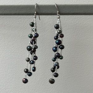 Black pearl earrings